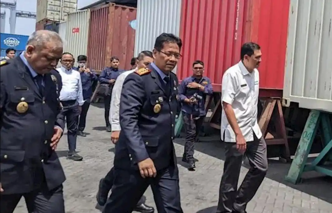 Menteri Keuangan Purbaya Yudhi Sadewa Sidak ke Pelabuhan Tanjung Priok (Foto: Repro)