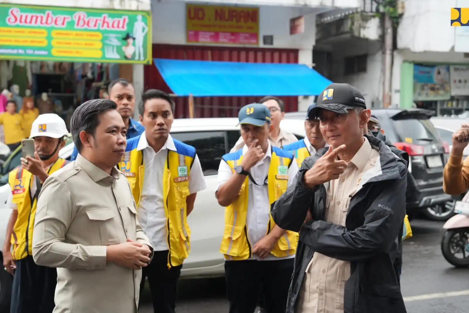 Menteri Pekerjaan Umum, Dody Hanggodo meninjau pasar Tanjung, Jember, Minggu (22/2/2026)