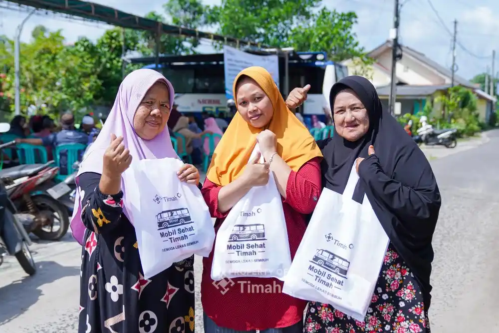 Ratusan Warga Bangka Tengah Antusias Berobat di Mobil Sehat PT Timah [Foto: Doc. PT Timah]
