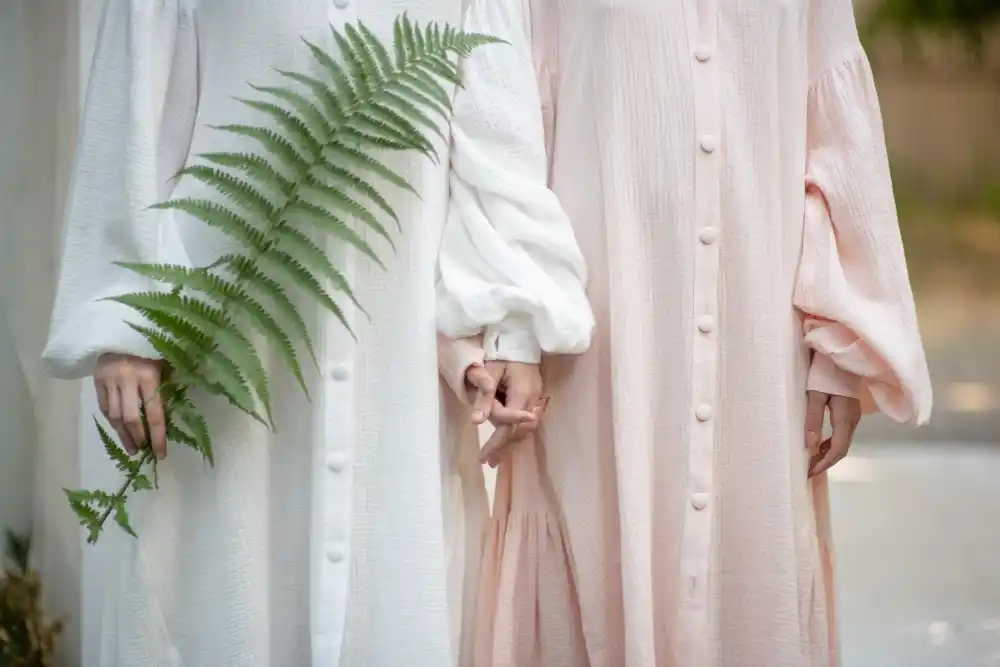 model tunik simple tapi mewah