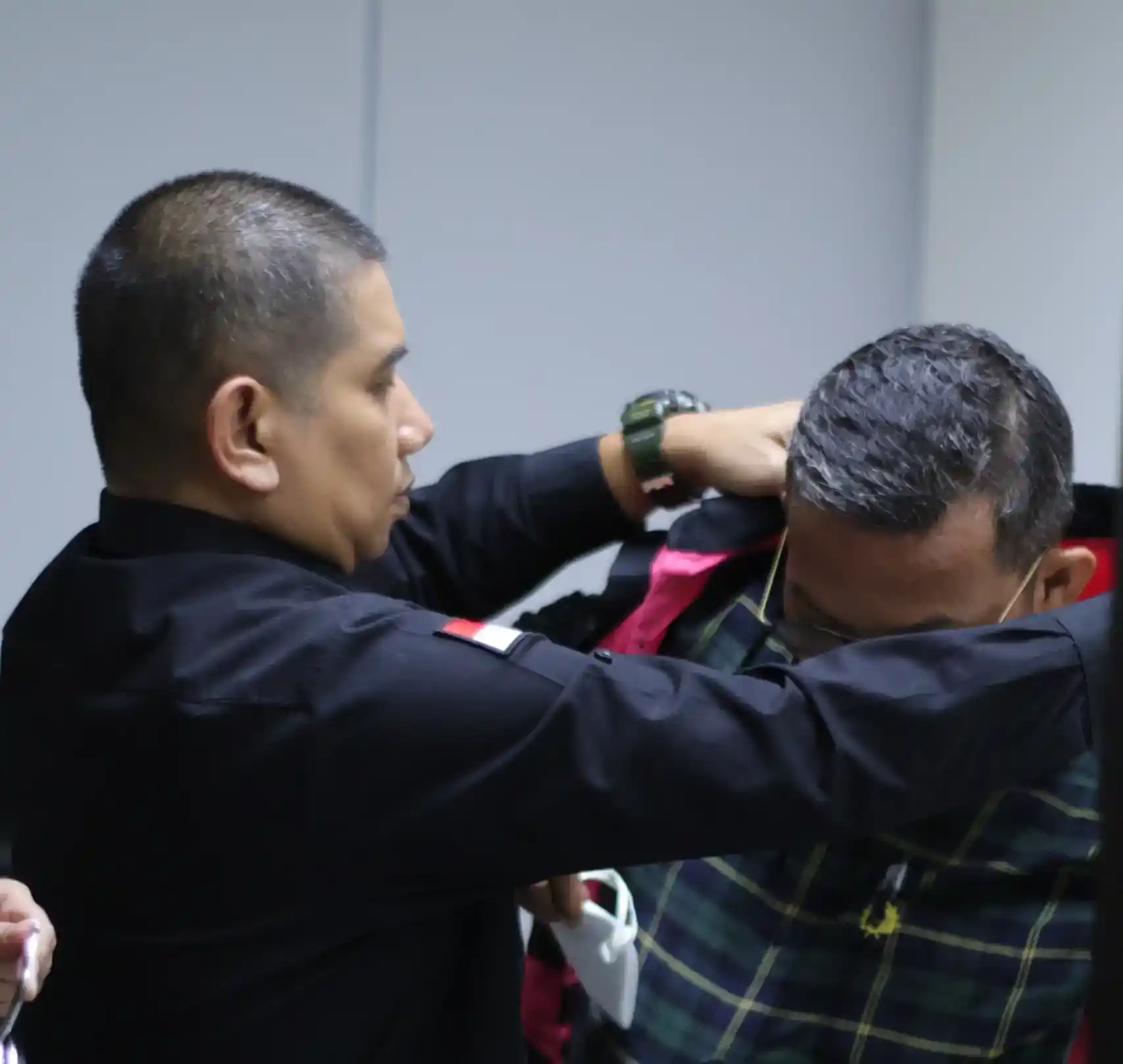 Muhammad Syafei mengenakan rompi tahanan Kejagung (Foto: Dok MI/Aswan/Istimewa)