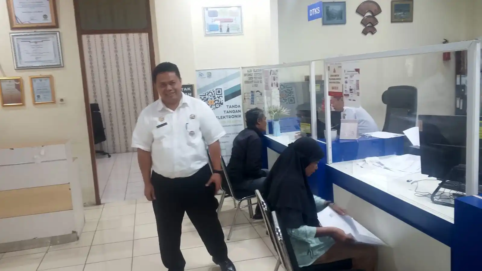 Kadis Dinsos Kota Bekasi, Robert TP Siagian (Foto: Dok MI/BS)