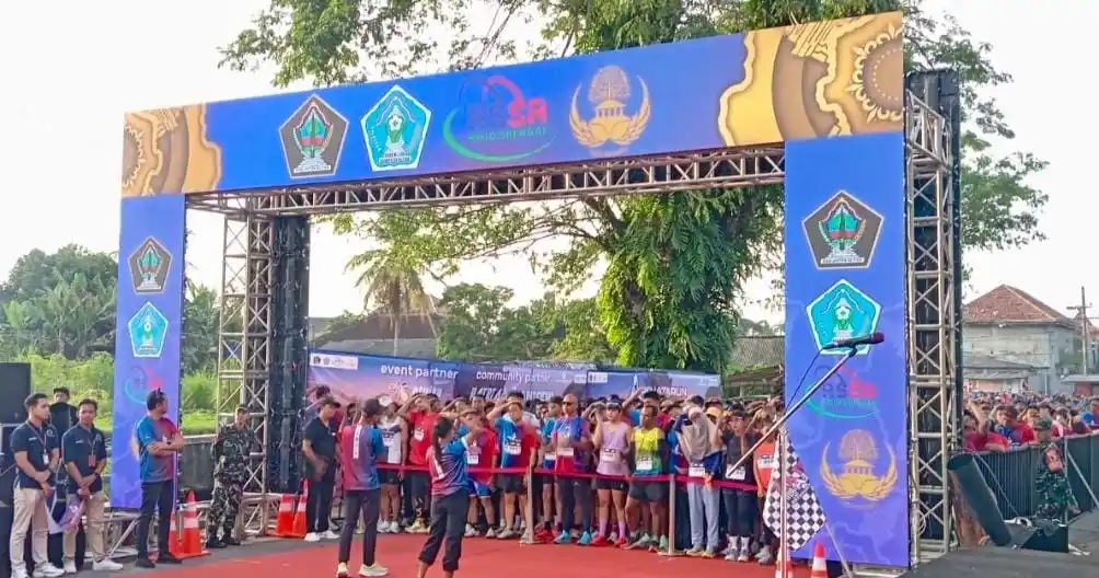 Persiapan pemberangkatan peserta Fun Run 5K, di Kawasan Candi Penataran (Foto: Dok/JK/MI)
