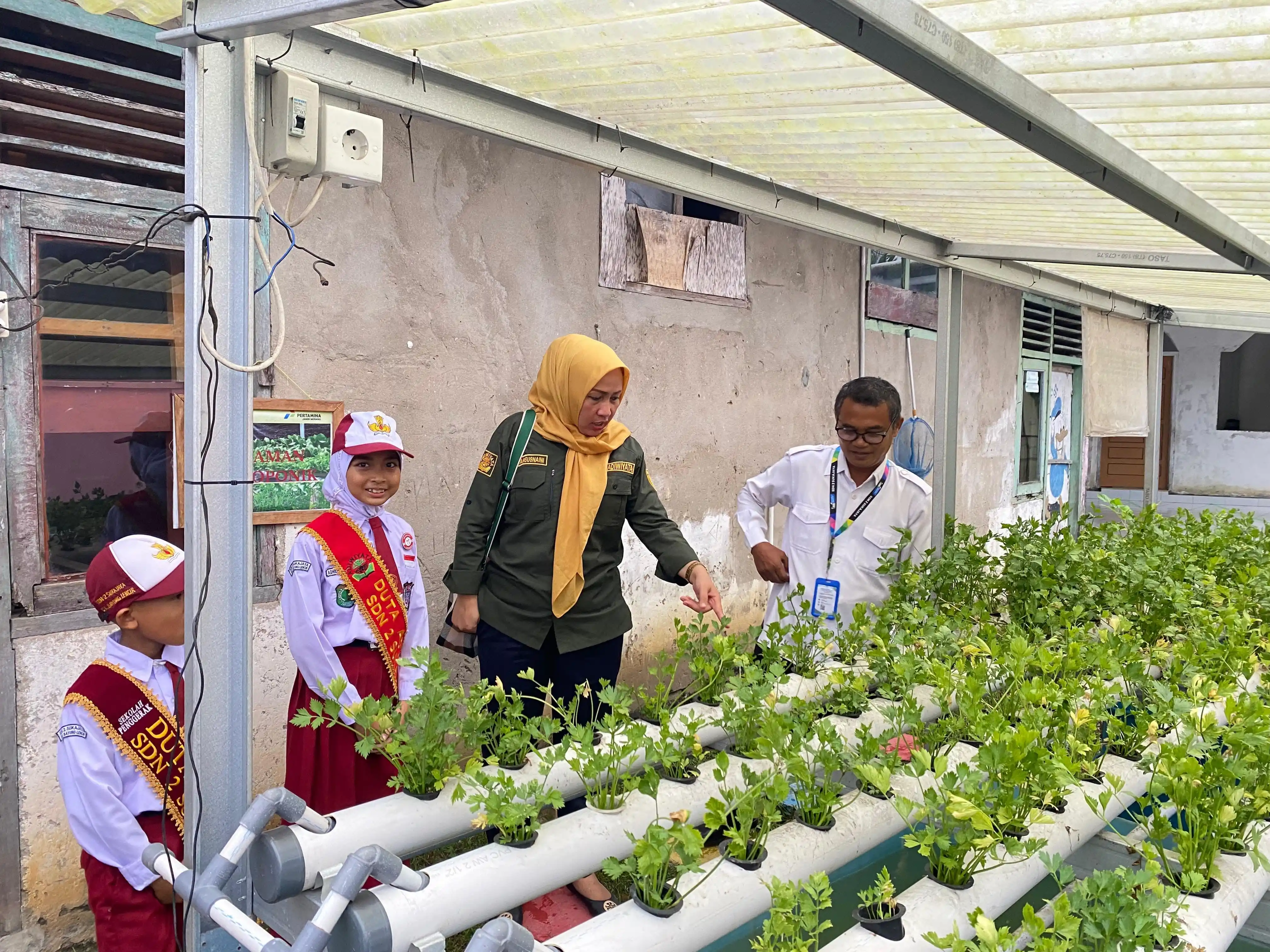 Pertamina Berikan Beasiswa untuk Dorong Akses Pendidikan Local Hero [Foto: Doc. Pertamina]