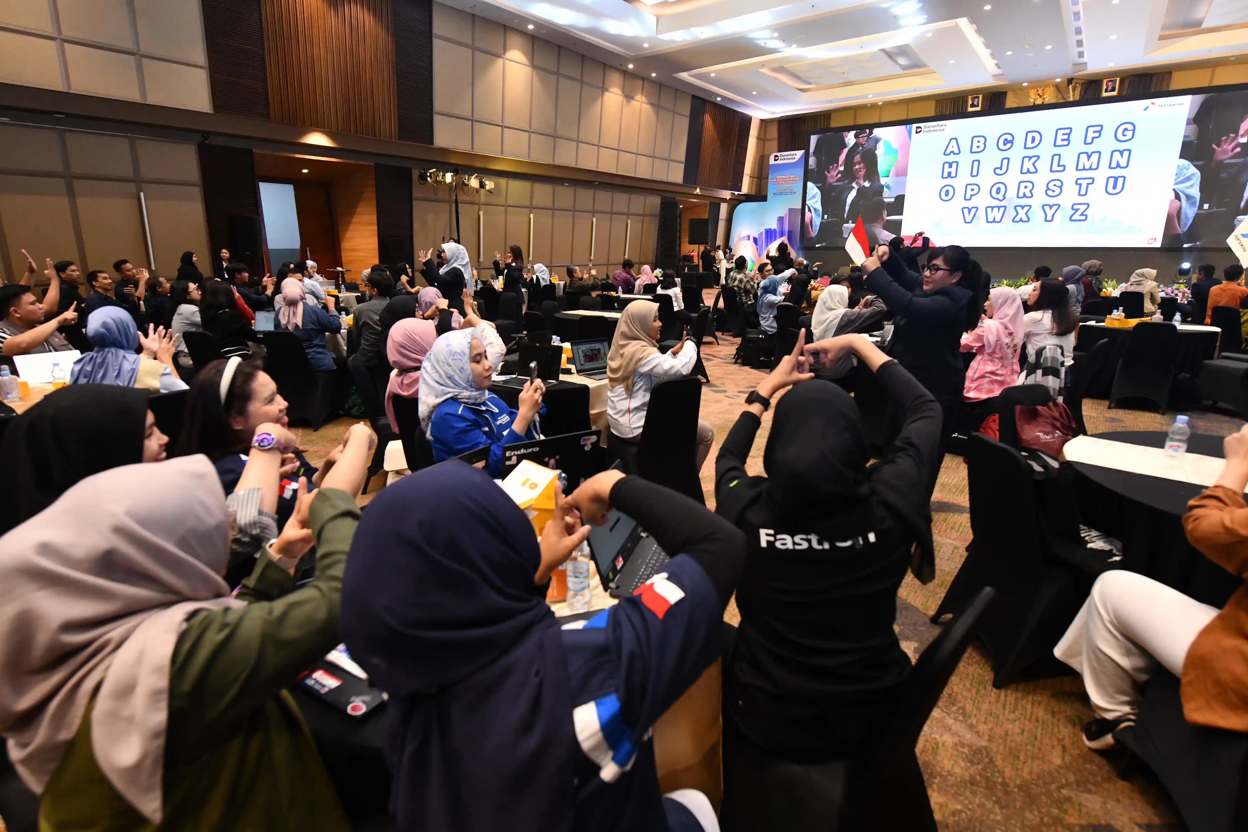 Pertamina Peringati Hari Bahasa Isyarat [Foto: Doc. Pertamina]