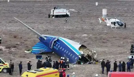 Pesawat Jatuh, Puluhan Orang Tewas dalam Kecelakaan Pesawat di Kazakhstan (Foto: Istimewa)