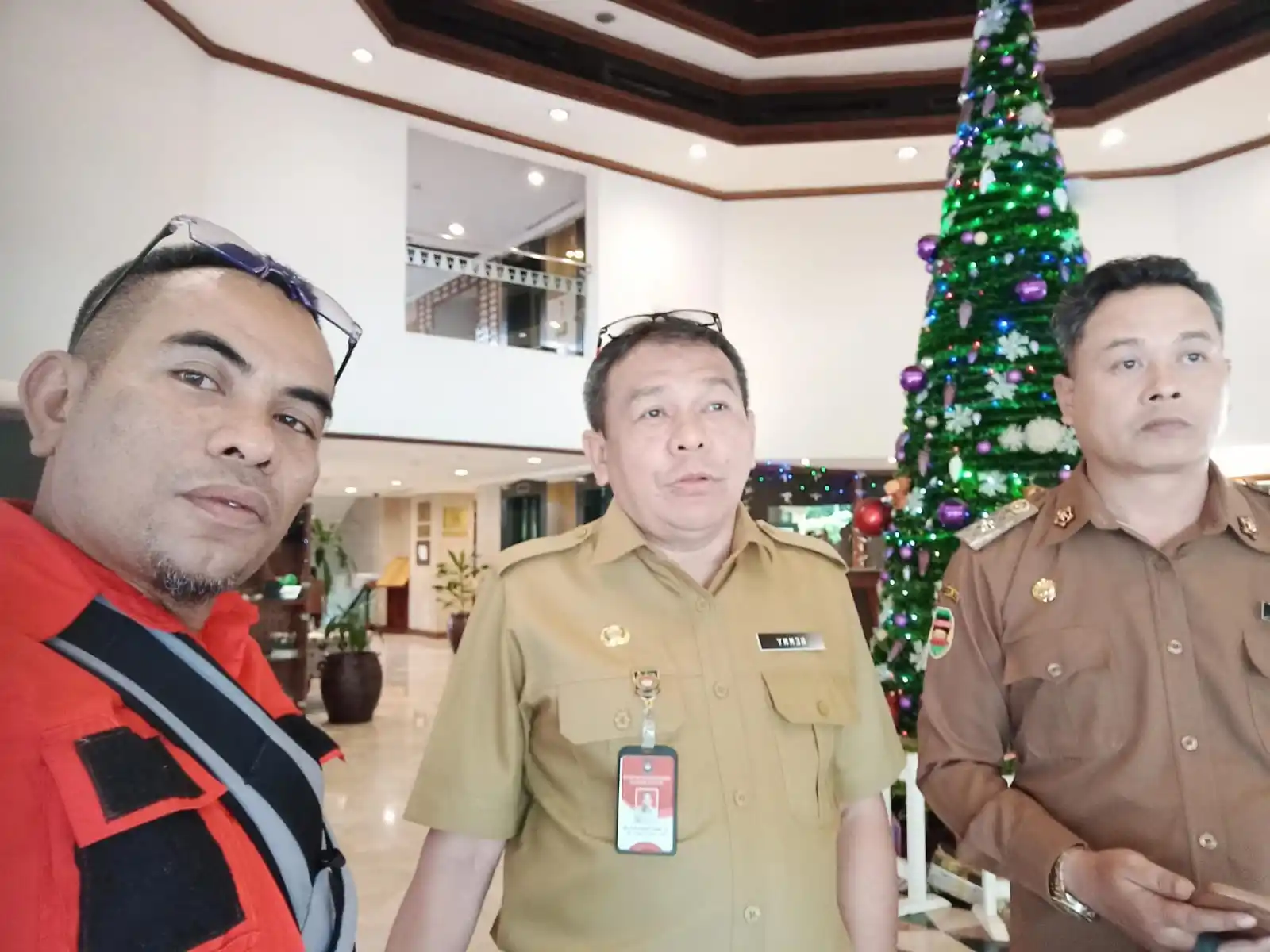 Pj. Bupati Kabupaten Purwakarta Benni Irwan, Saat di Wawancara Oleh Wartawan, Tegaskan Kepada Pejabat PPID Harus Jawab 8 Pertanyaan Wartawan Secara Detail (Foto: Dok MI)