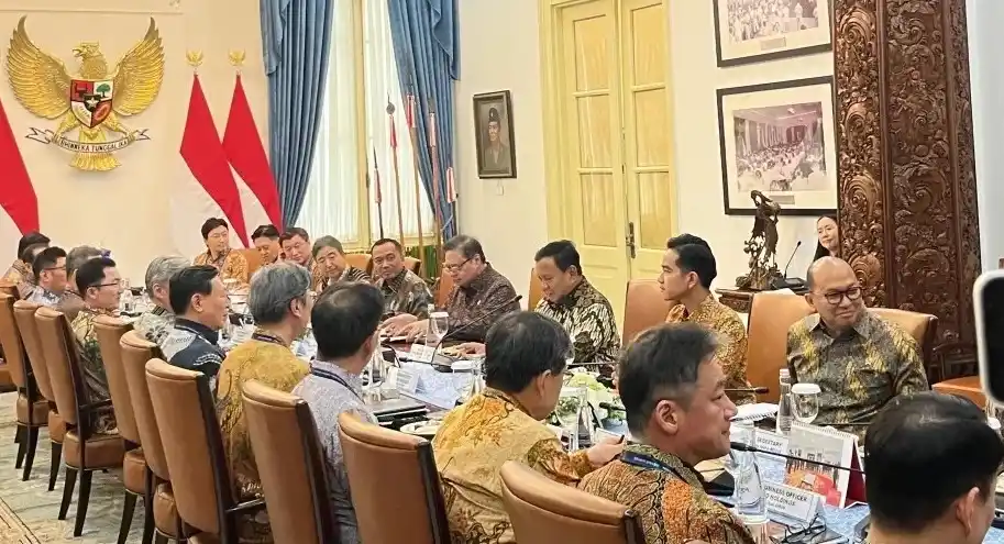 Pertemuan Pesideng RI, Prabowo Subianto dengan Konglomerasi Korea Selatan di Istana Merdeka (Foto: Setkab)