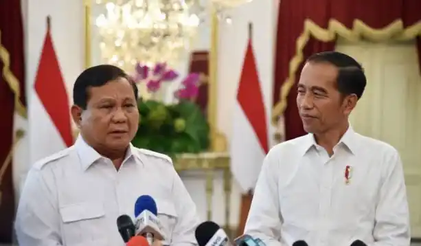 Presiden Prabowo Subianto bersama Presiden ke-7 RI Joko Widodo (Jokowi) (Foto: Istimewa)