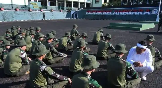 KPAI mendesak Pemerintah Provinsi Jawa Barat mengirim siswa bermasalah ke barak militer (Foto: Repro)