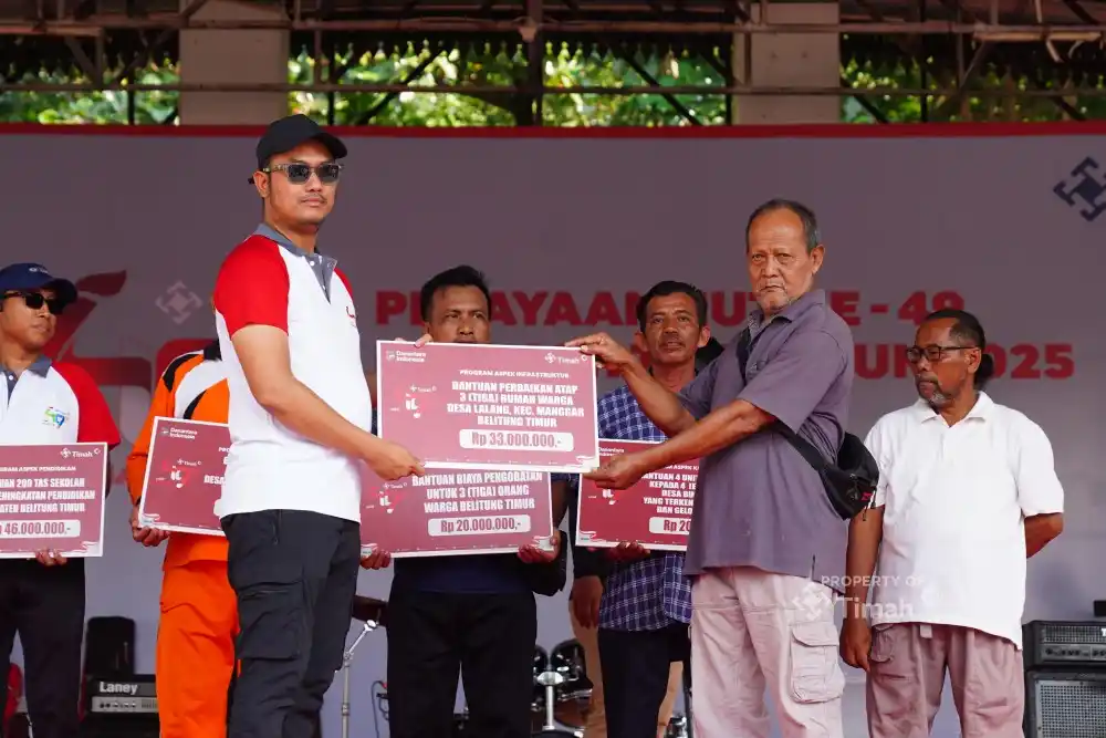 PT Timah Bantu Renovasi Rumah Warga Belitung Timur [Foto: Doc. PT Timah]