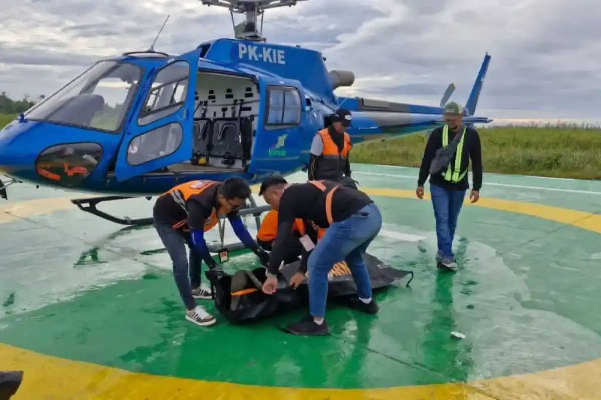 Pendaki Puncak Cartensz Diterbangkan ke Jakarta [Foto: Ist]