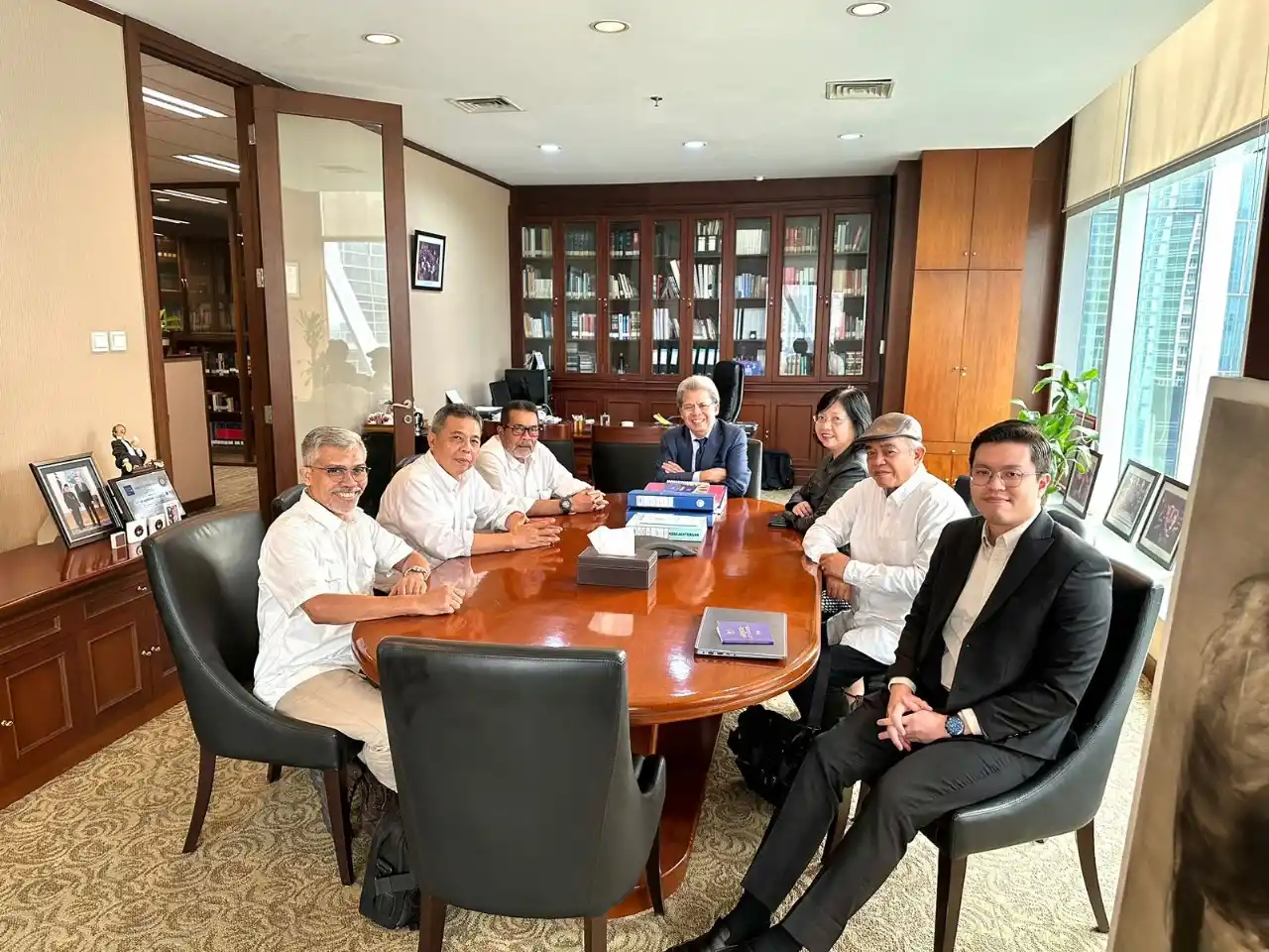 Dewan Kehormatan Persatuan Wartawan Indonesia (DK PWI) memenangi perkara gugatan perdata mantan Sekretaris Jenderal PWI Sayid Iskandarsyah di Pengadilan Negeri (PN) Jakarta Pusat (Jakpus).