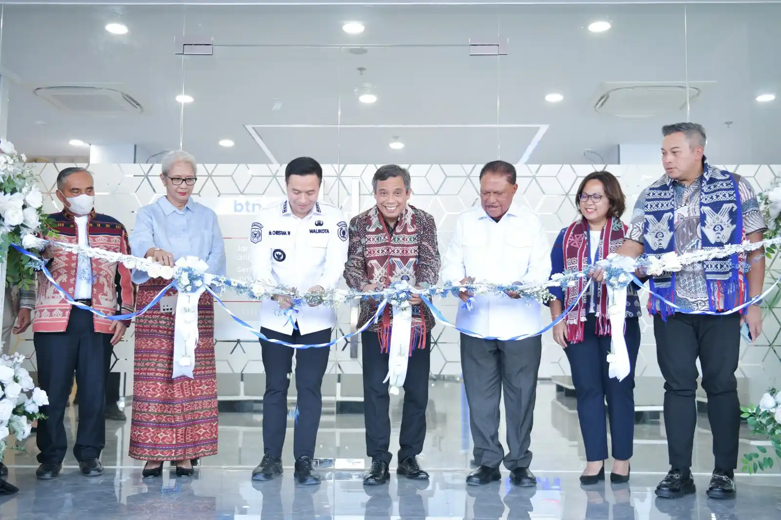 PT Bank Tabungan Negara (Persero) Tbk (BBTN) membuka gedung baru Kantor Cabang Kupang yang berlokasi di Jalan El Tari 1, Kupang, Nusa Tenggara Timur (NTT).(Foto: Dok MI/BTN)