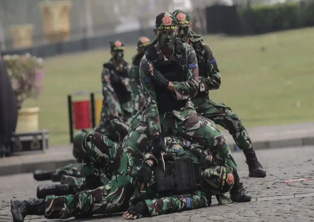 DPR Membahas 3 Klaster dalam RUU TNI (Foto: Ist)
