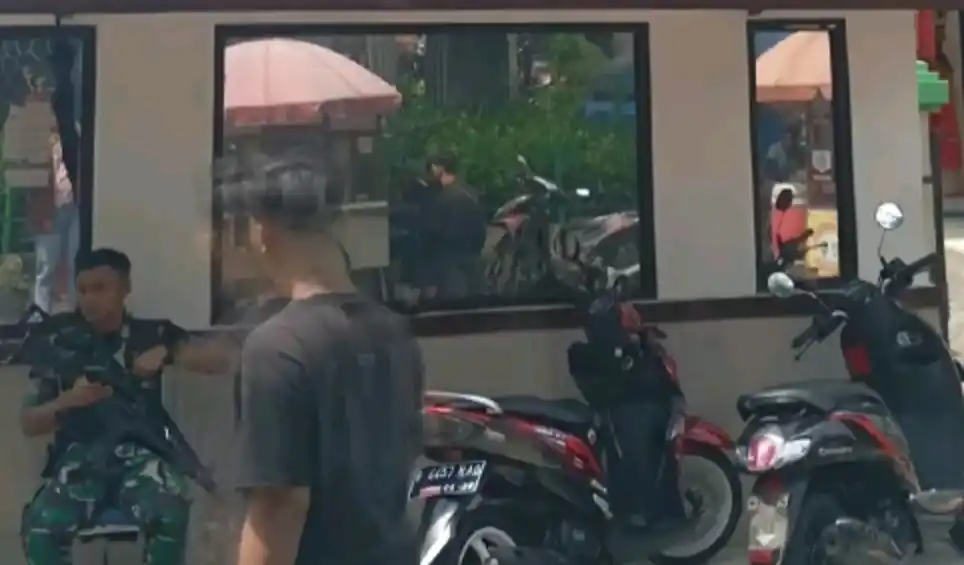 Kejagung menegaskan bahaa prajurit TNI di kediaman Febrie adalah bagian dari pengamanan rutin yang sudah diatur melalui nota kesepahaman antara TNI dan Kejagung.