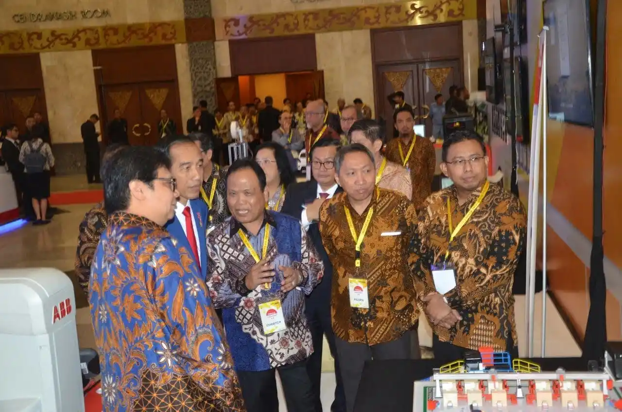 H Sukiyat (nomor tiga dari kanan) (Foto: Dok MI)