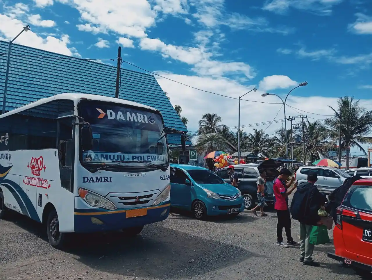 Damri di Sulawe Barat (Sulbar) (Foto: Dok MI/MTI)