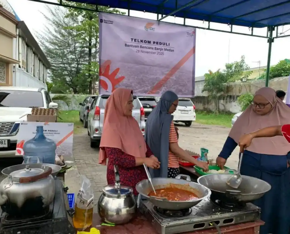 PT Telkom Indonesia (Persero) Tbk (Telkom) memperluas langkah tanggap darurat dengan menambah dukungan konektivitas di berbagai titik terdampak bencana alam tanah longsor dan banjir bandang di wilayah Sumatra Utara, Sumatra Barat, dan Aceh