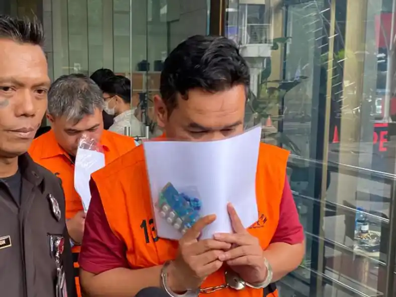 Tersangka Kasus Dugaan Suap pemeriksaan  Pajak di Kantor Pelayanan Pajak Madya Jakarta Utara (Foto: Repro)