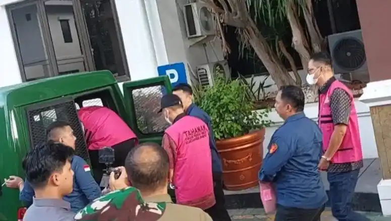 Kejaksaan Negeri Jakarta Pusat menetapkan lima tersangka dalam kasus dugaan tindak pidana korupsi PDNS Kominfo (Foto: Ist)