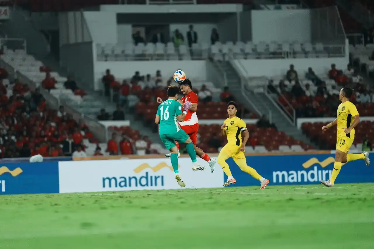 Tim Nasional Indonesia U-23 bermain imbang tanpa gol melawan Malaysia dalam laga terakhir Grup A yang berlangsung di Stadion Utama Gelora Bung Karno, Senin (21/7/2025) malam. [Foto: Doc. Mandiri]