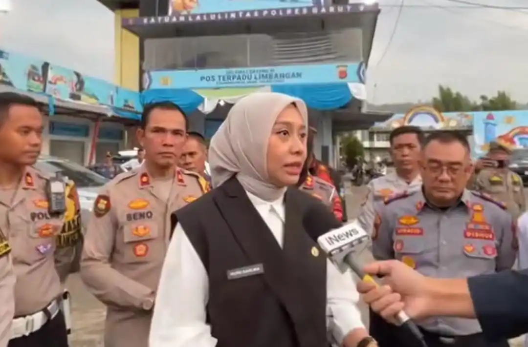 Wakil Bupati Garut, Luthfianisa Putri Karlina saat meninjau Pos Terpadu Limbangan pada Rabu (26/3/2025). (Foto: Tangkapan layar)