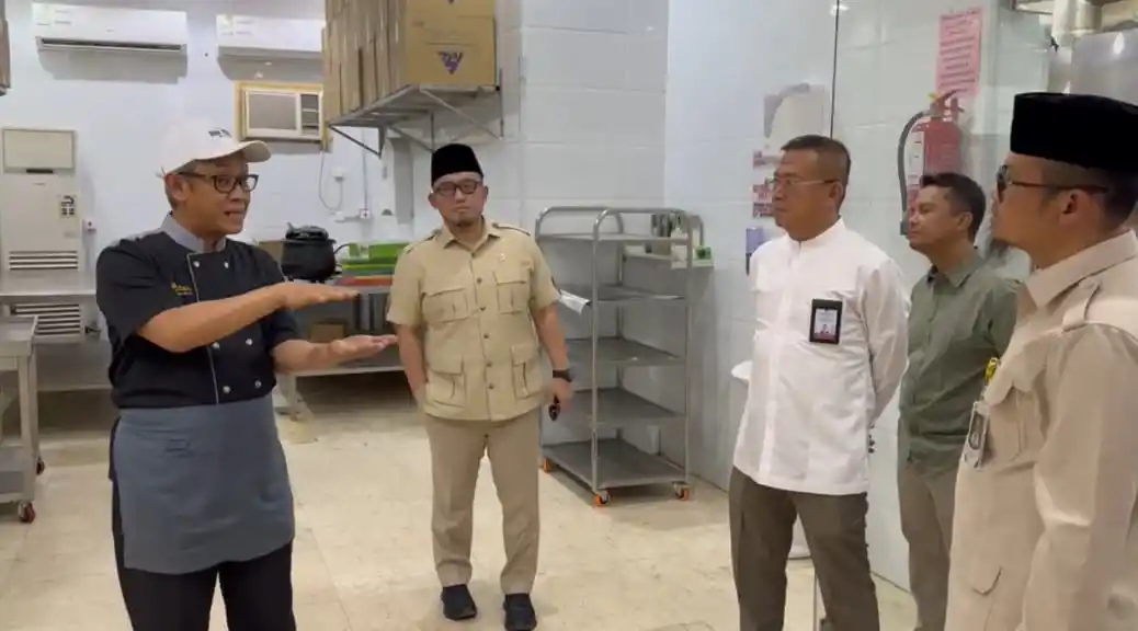 Wakil Kepala Badan Penyelenggara Haji (BP Haji), Dahnil Anzar Simanjuntak kunjungan kerja ke Arab Saudi. (dok. MI)